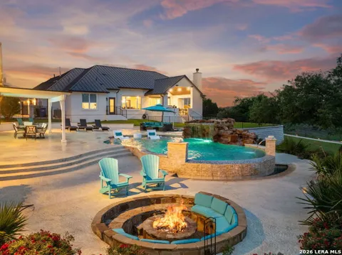 1344 BORDEAUX LN