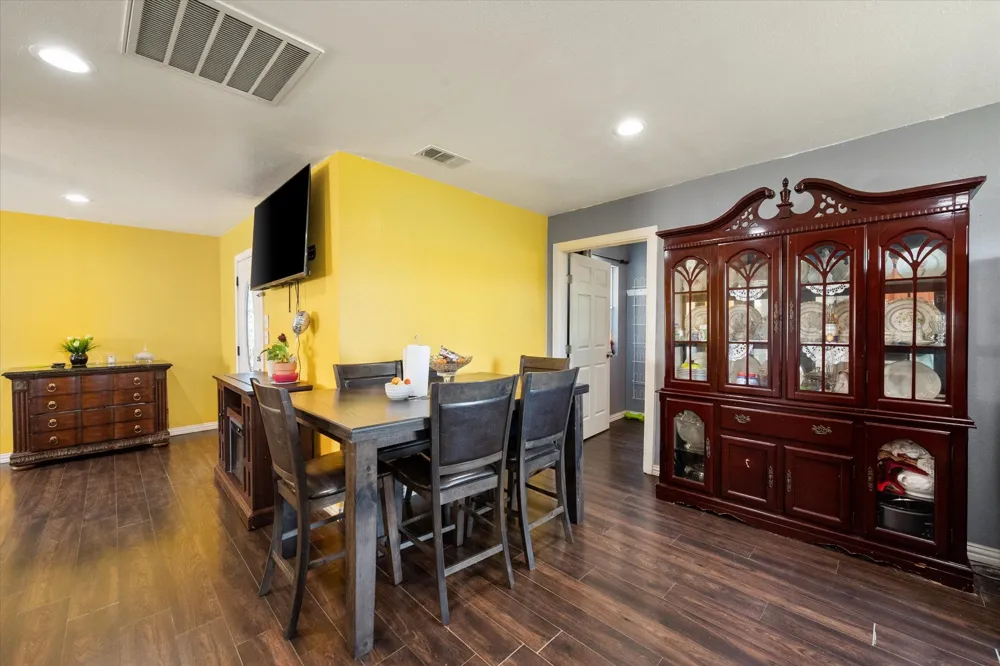 8057 Wilson Ranch Road Barry, TX 75102