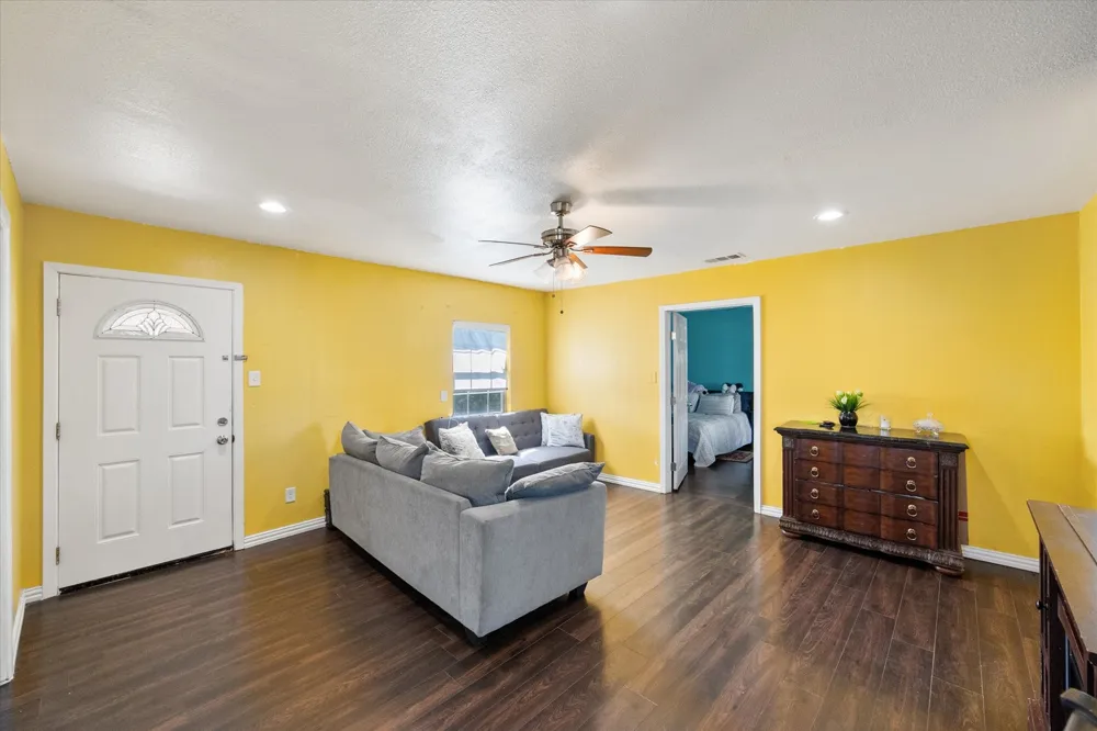 8057 Wilson Ranch Road Barry, TX 75102