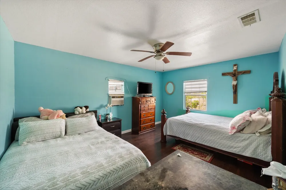 8057 Wilson Ranch Road Barry, TX 75102