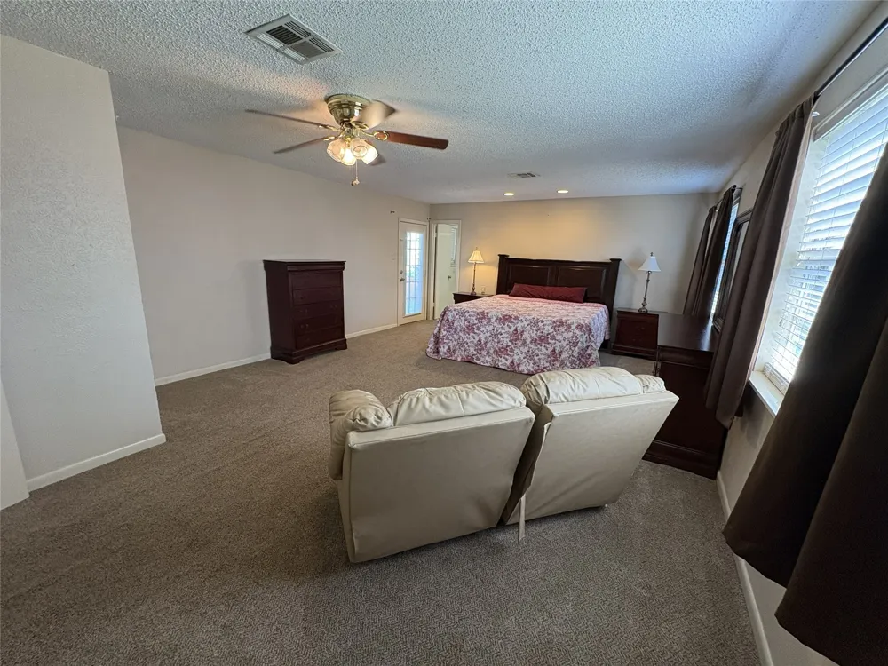 807 W Elizabeth Drive Robinson, TX 76706