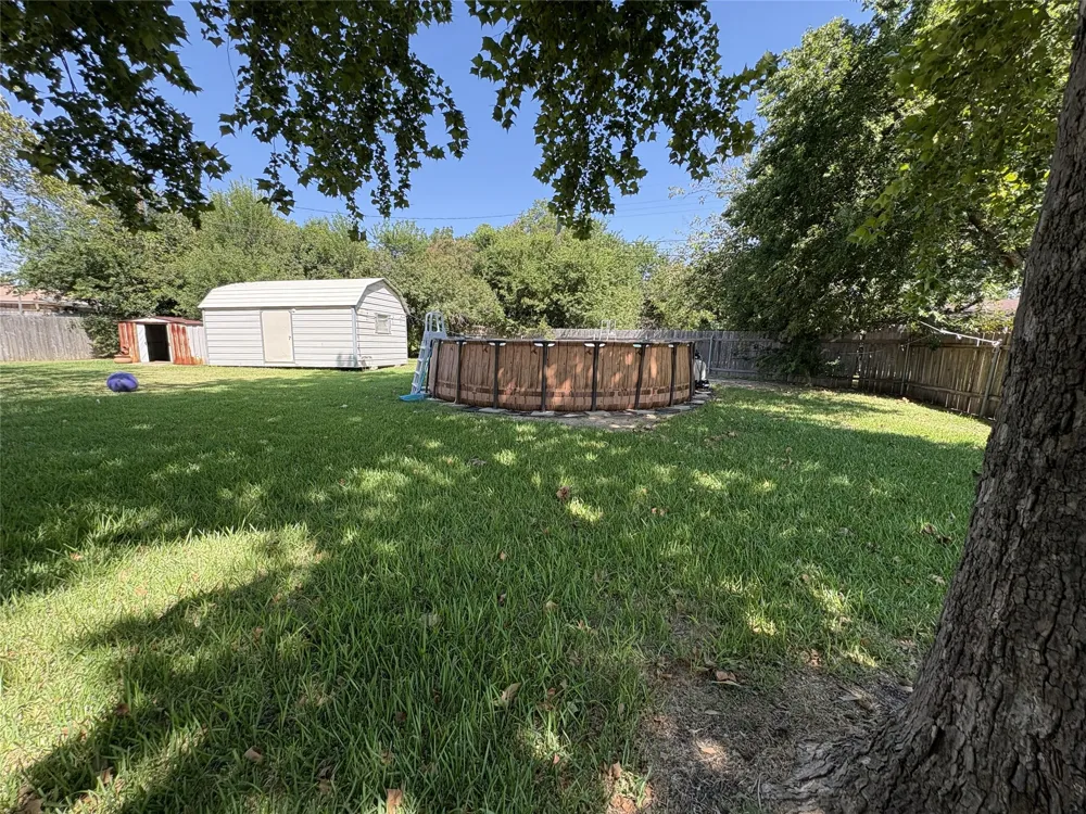 807 W Elizabeth Drive Robinson, TX 76706