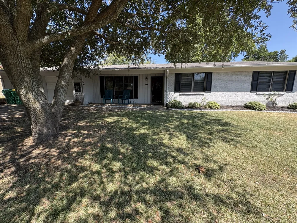 807 W Elizabeth Drive Robinson, TX 76706