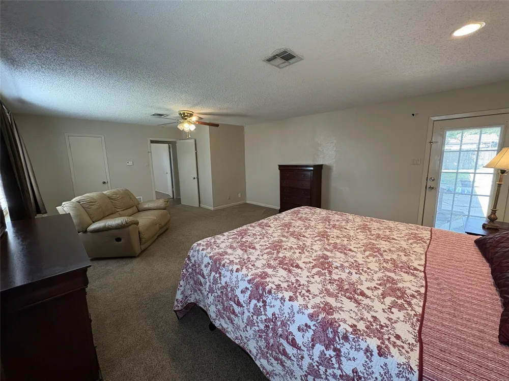 807 W Elizabeth Drive Robinson, TX 76706