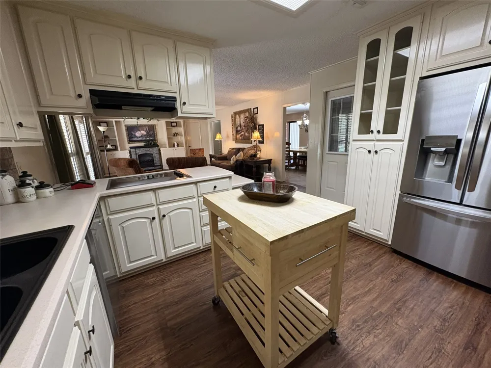 807 W Elizabeth Drive Robinson, TX 76706