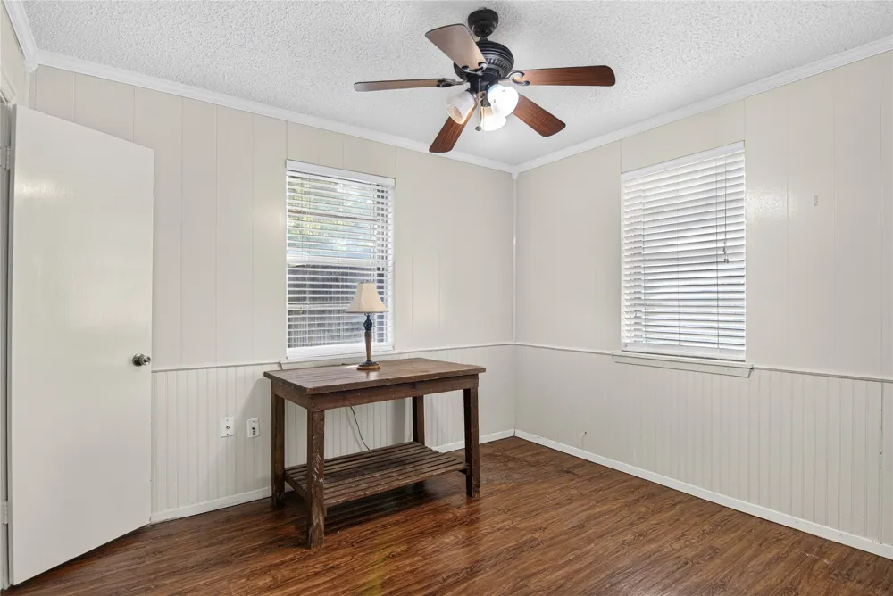 807 W Elizabeth Drive Robinson, TX 76706
