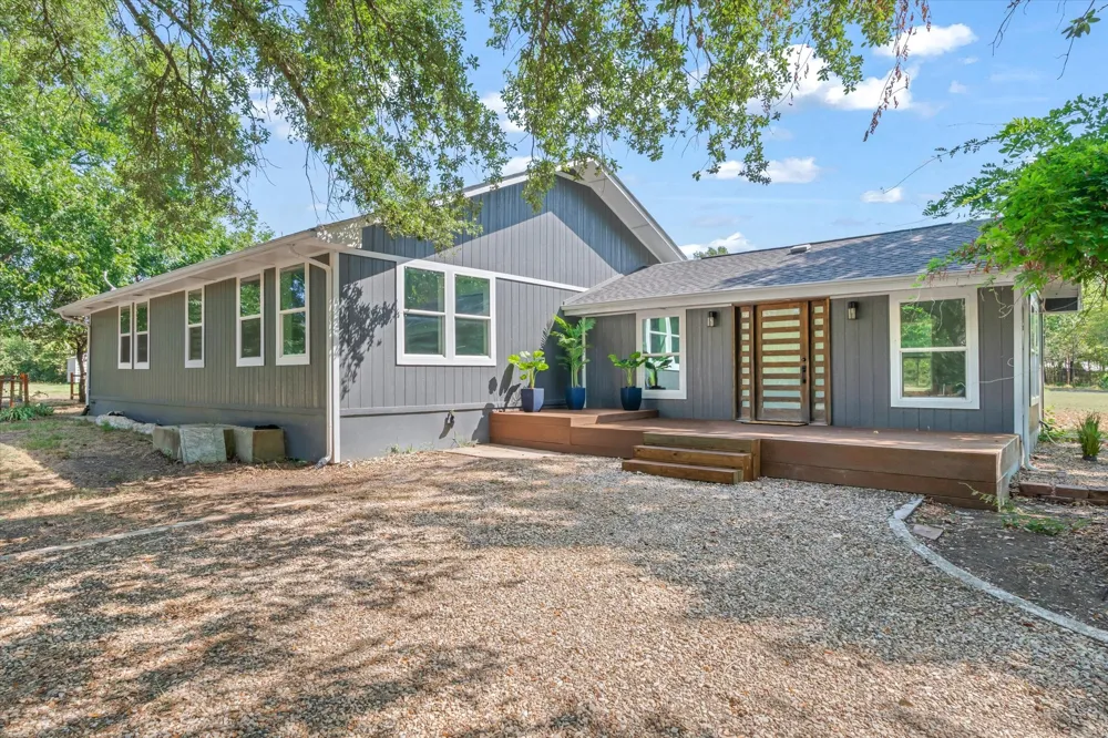 213 Club Circle East Tawakoni, TX 75472