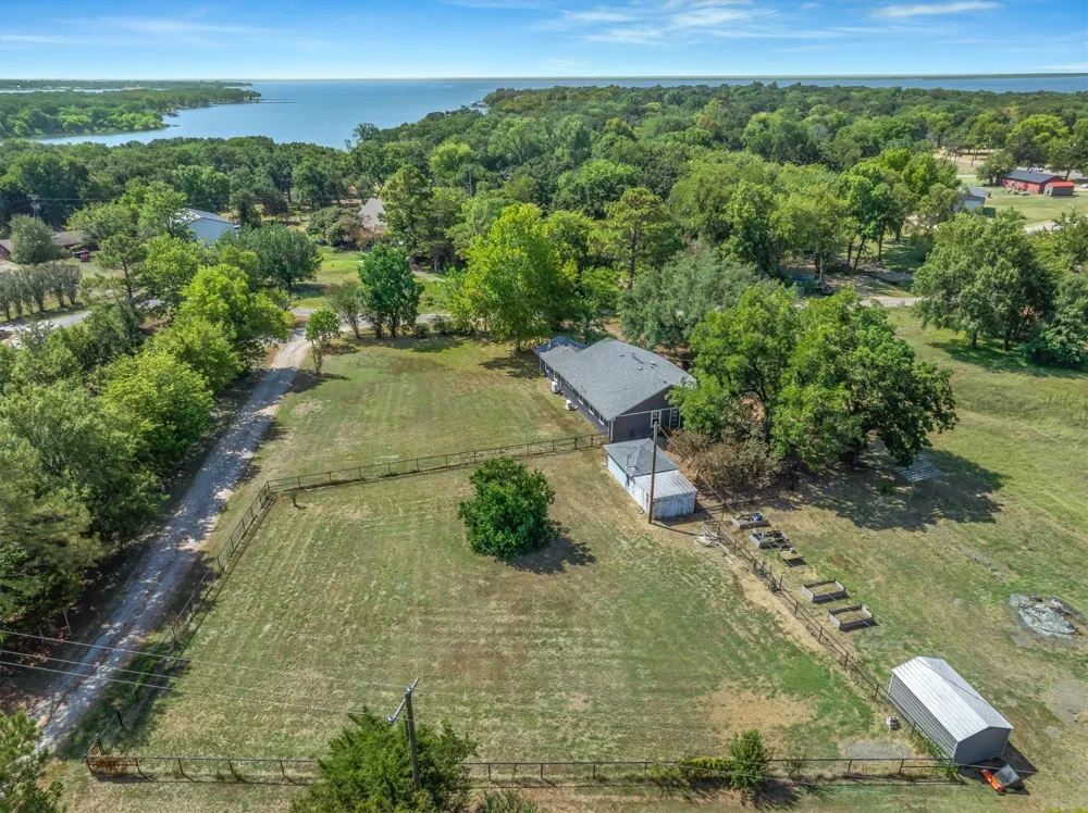 213 Club Circle East Tawakoni, TX 75472