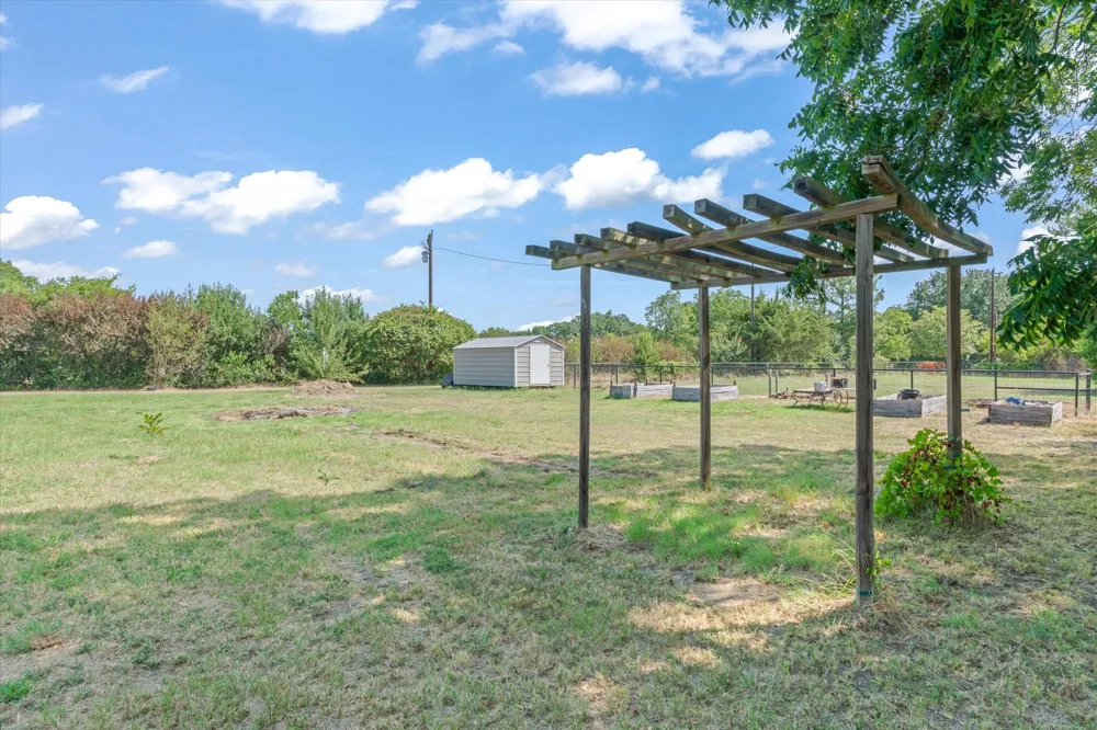 213 Club Circle East Tawakoni, TX 75472