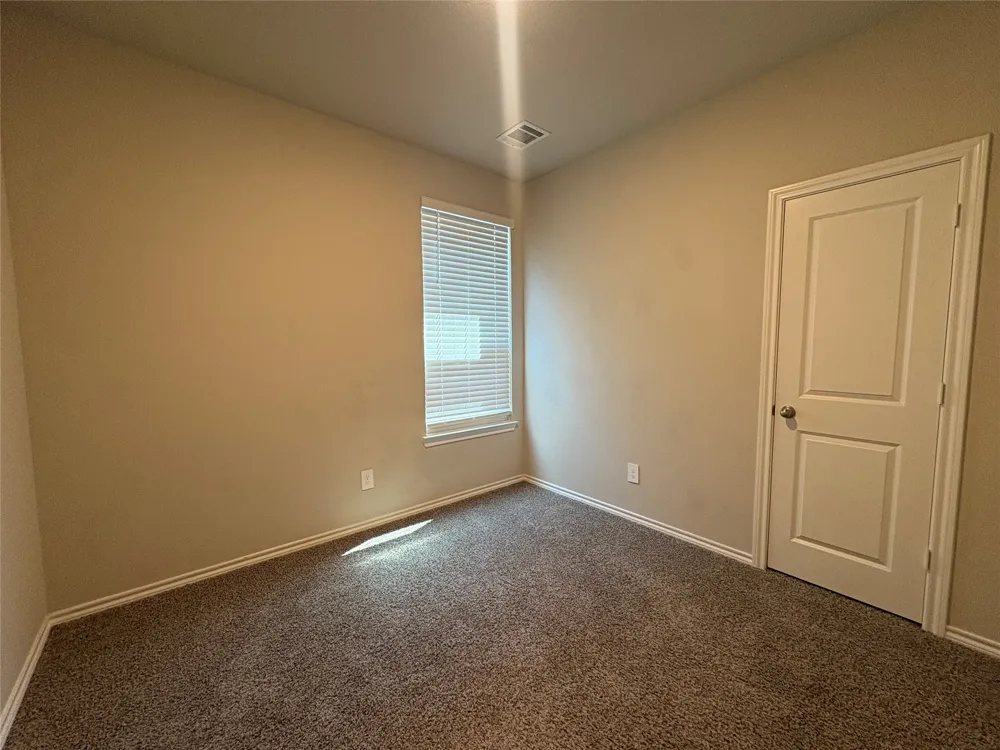 3222 Hampton Drive Richland Hills, TX 76118