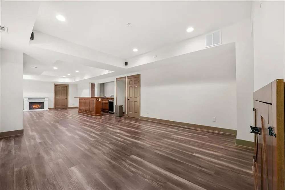 10795 Cauley Creek Drive Johns Creek, GA 30097