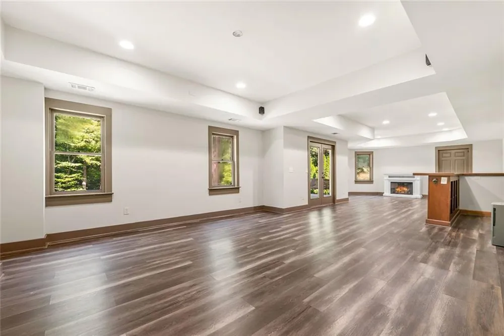 10795 Cauley Creek Drive Johns Creek, GA 30097