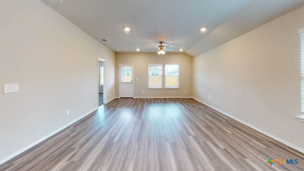 596 Hector Loop Georgetown, TX 78626