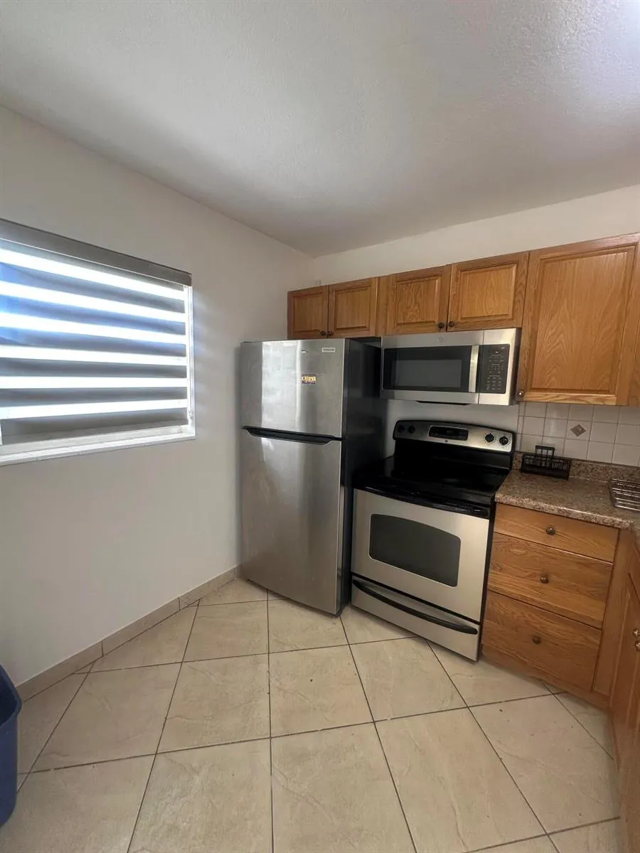 2900 NW 47TH TERRACE #105B Lauderdale Lakes, FL 33313