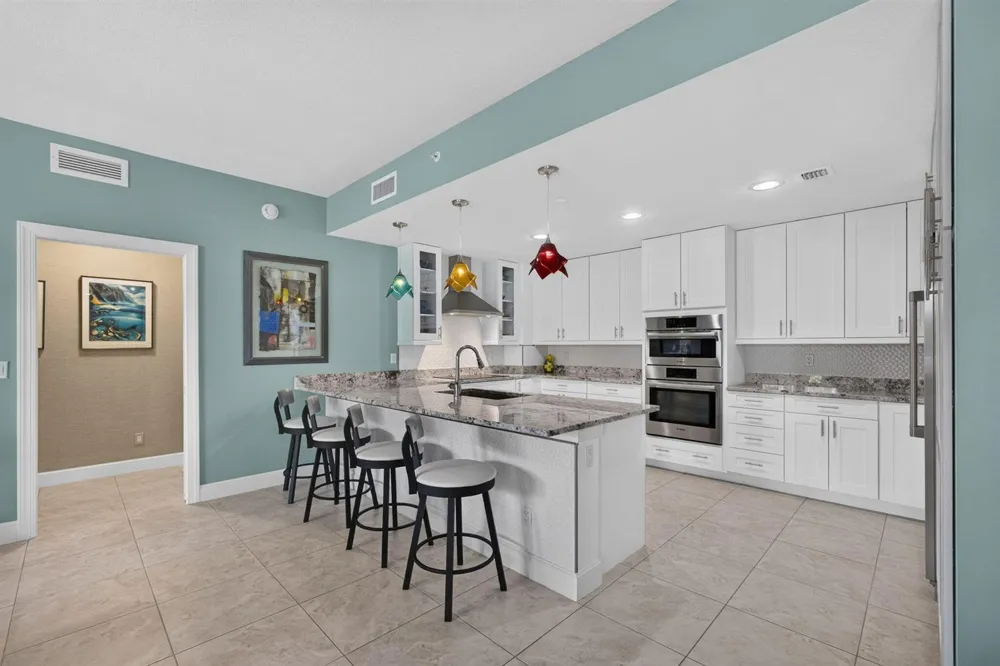 1013 BAY COLONY DRIVE S Juno Beach, FL 33408