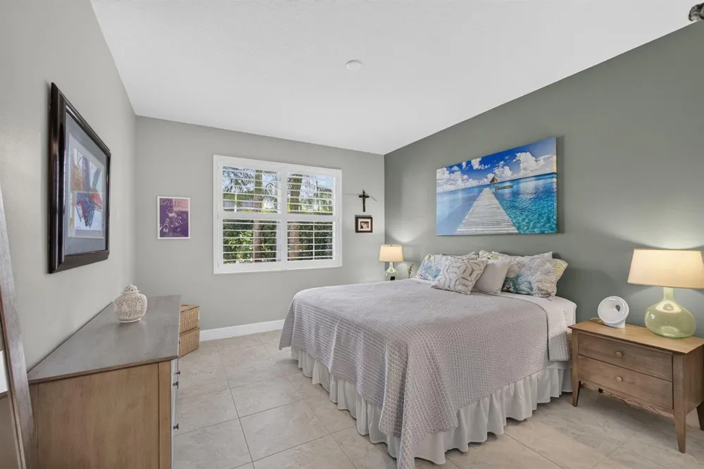 1013 BAY COLONY DRIVE S Juno Beach, FL 33408