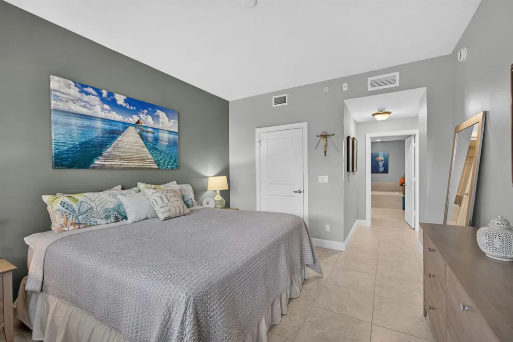 1013 BAY COLONY DRIVE S Juno Beach, FL 33408