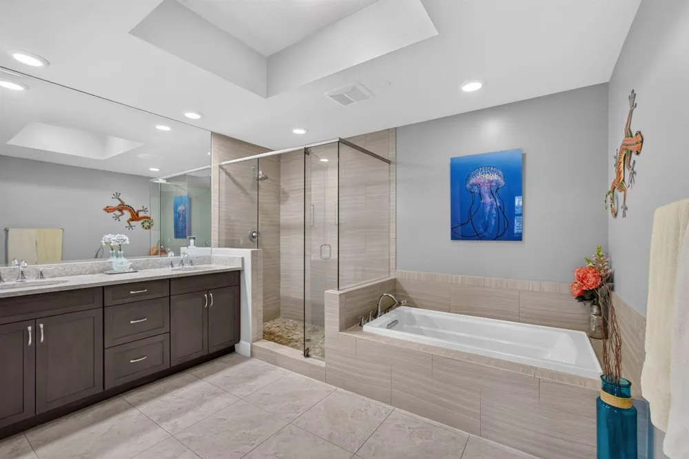 1013 BAY COLONY DRIVE S Juno Beach, FL 33408