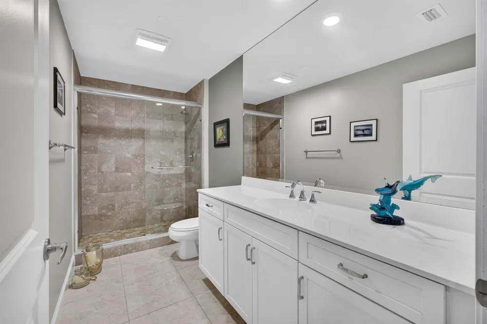 1013 BAY COLONY DRIVE S Juno Beach, FL 33408