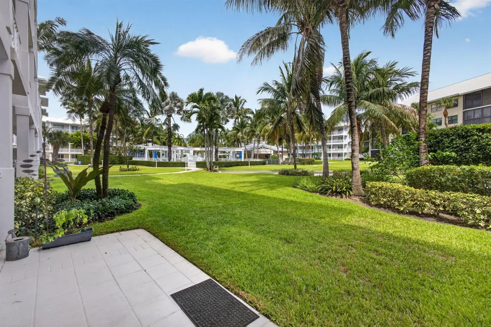 1013 BAY COLONY DRIVE S Juno Beach, FL 33408
