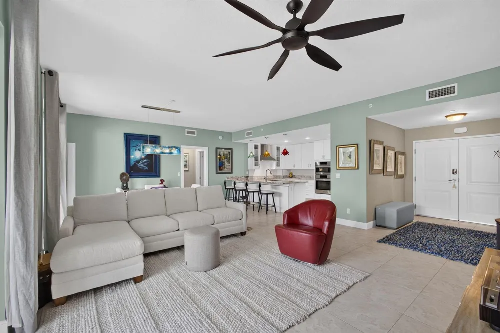 1013 BAY COLONY DRIVE S Juno Beach, FL 33408