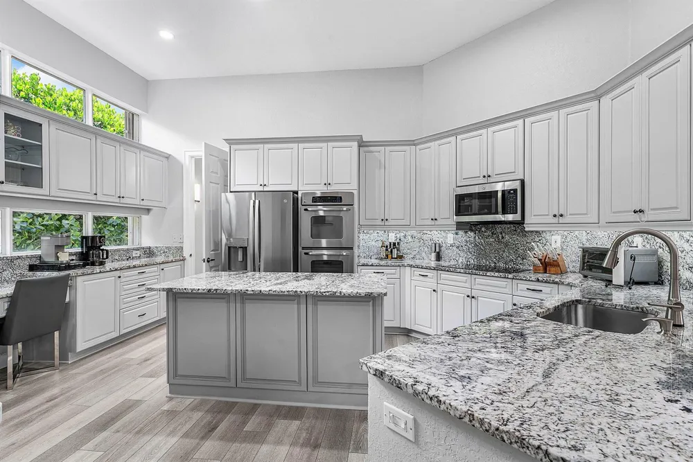 6152 NW 121ST AVENUE Coral Springs, FL 33076