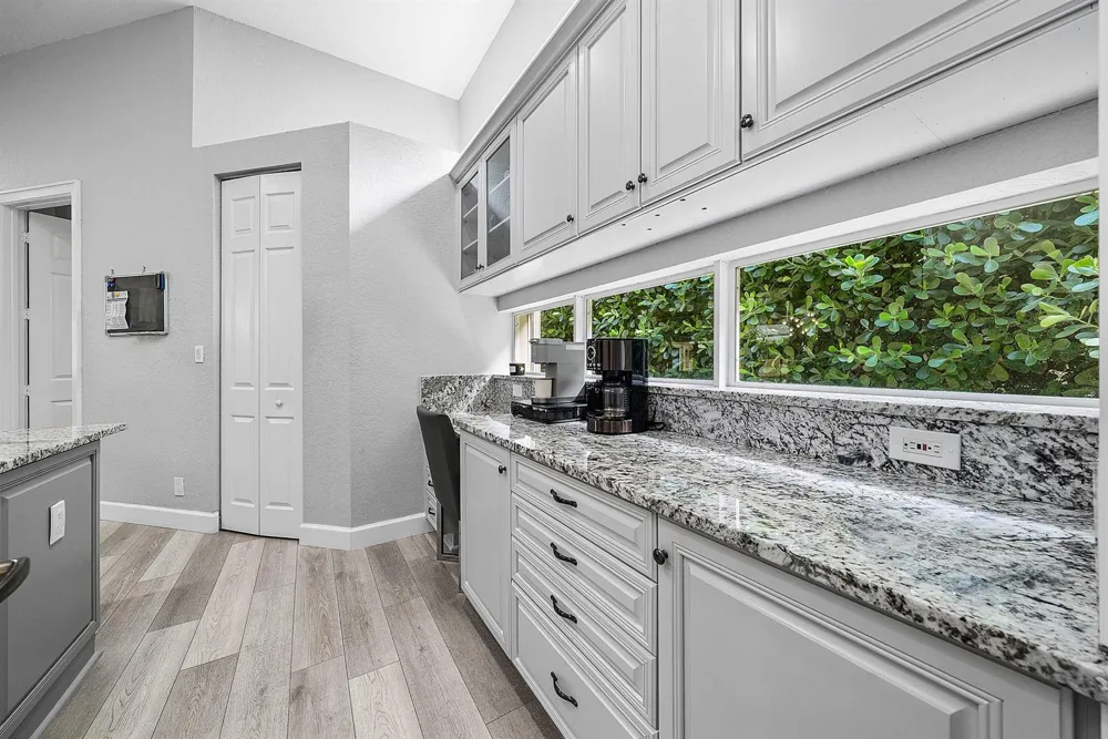 6152 NW 121ST AVENUE Coral Springs, FL 33076