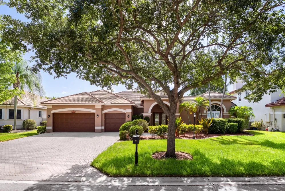 6152 NW 121ST AVENUE Coral Springs, FL 33076