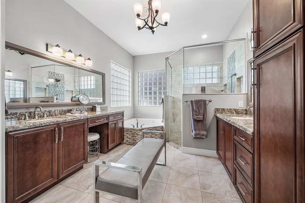 6152 NW 121ST AVENUE Coral Springs, FL 33076