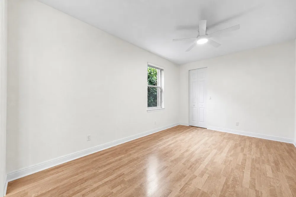 6152 NW 121ST AVENUE Coral Springs, FL 33076