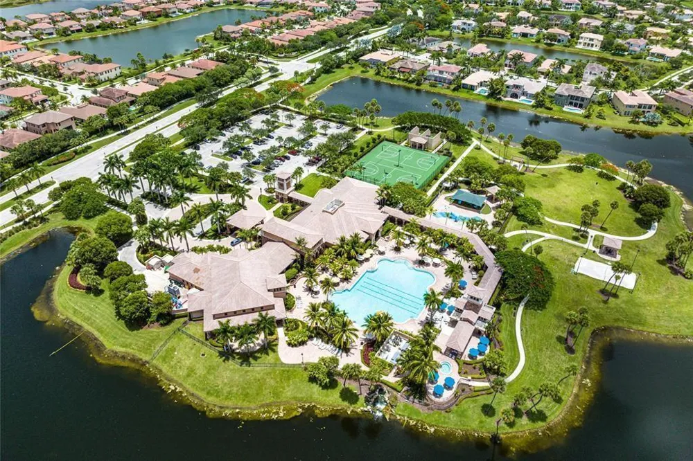 6152 NW 121ST AVENUE Coral Springs, FL 33076