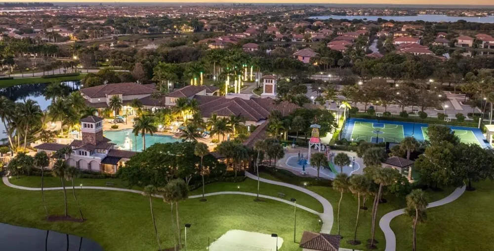 6152 NW 121ST AVENUE Coral Springs, FL 33076