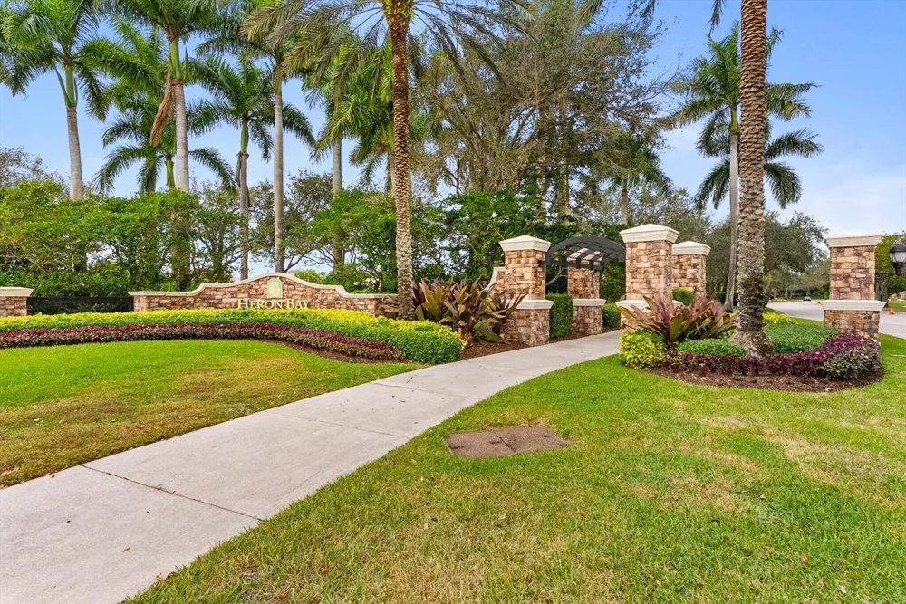 6152 NW 121ST AVENUE Coral Springs, FL 33076