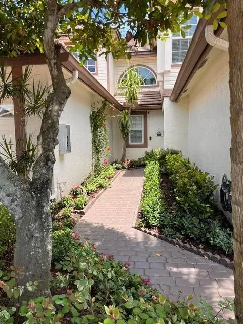 11606 NW 19th Drive Coral Springs, FL 33071