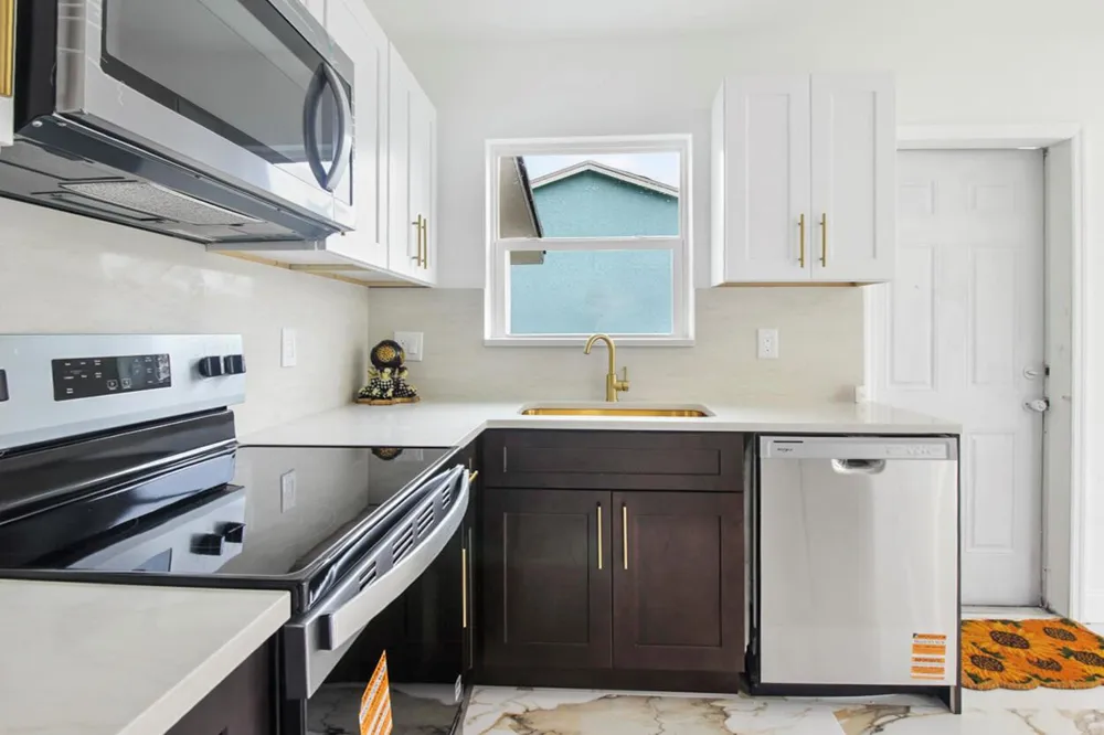 1336 W 6TH STREET Riviera Beach, FL 33404