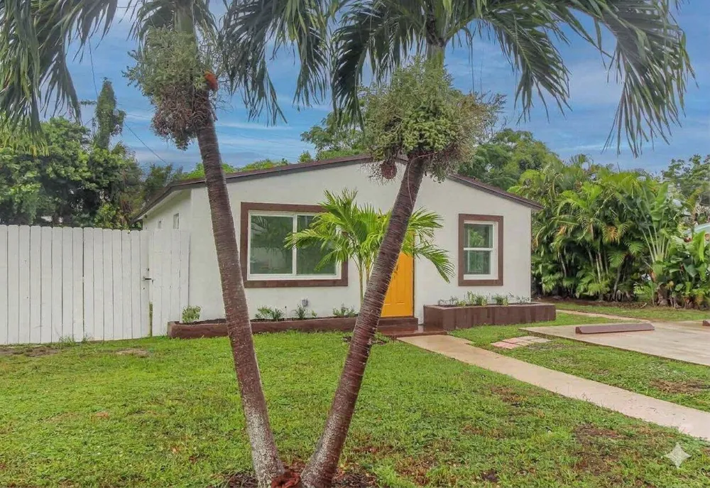 1336 W 6TH STREET Riviera Beach, FL 33404