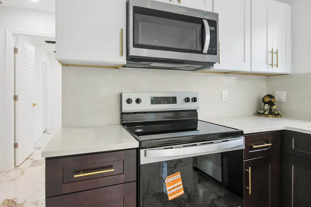 1336 W 6TH STREET Riviera Beach, FL 33404