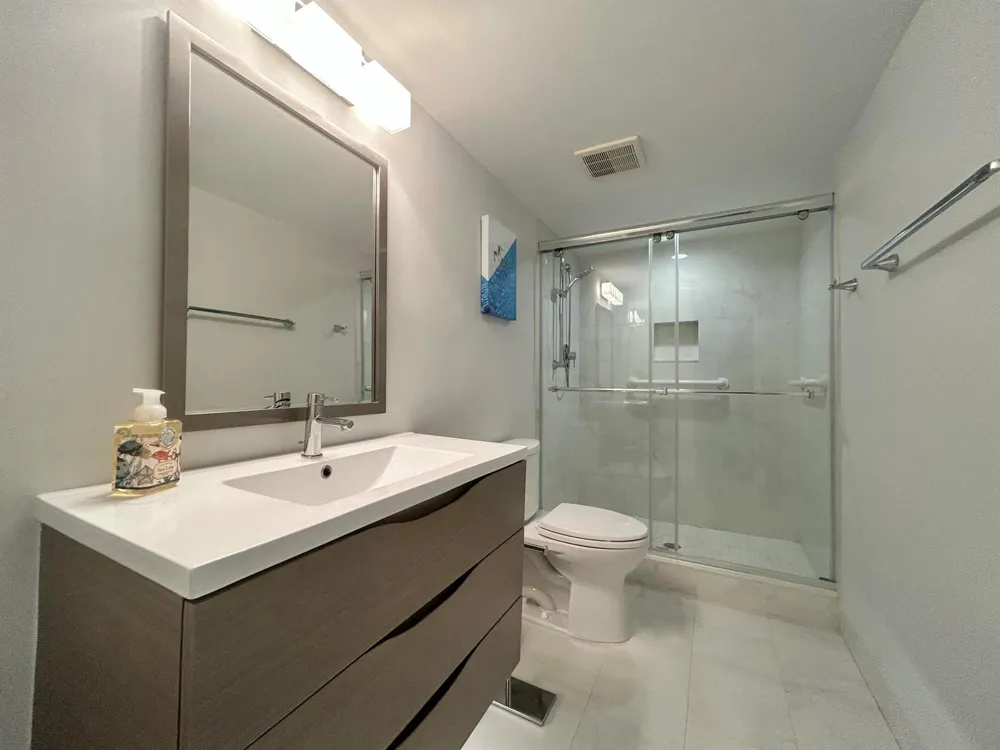 3546 S Ocean Boulevard #405 South Palm Beach, FL 33480
