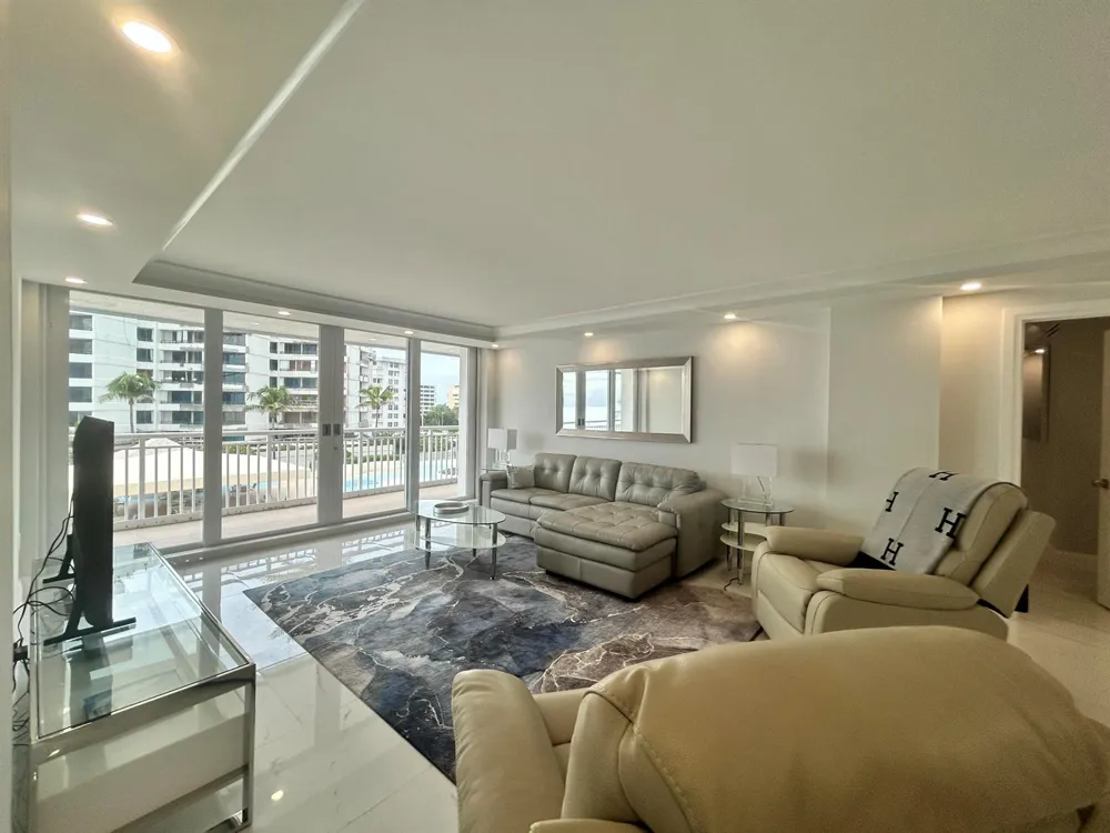 3546 S Ocean Boulevard #405 South Palm Beach, FL 33480