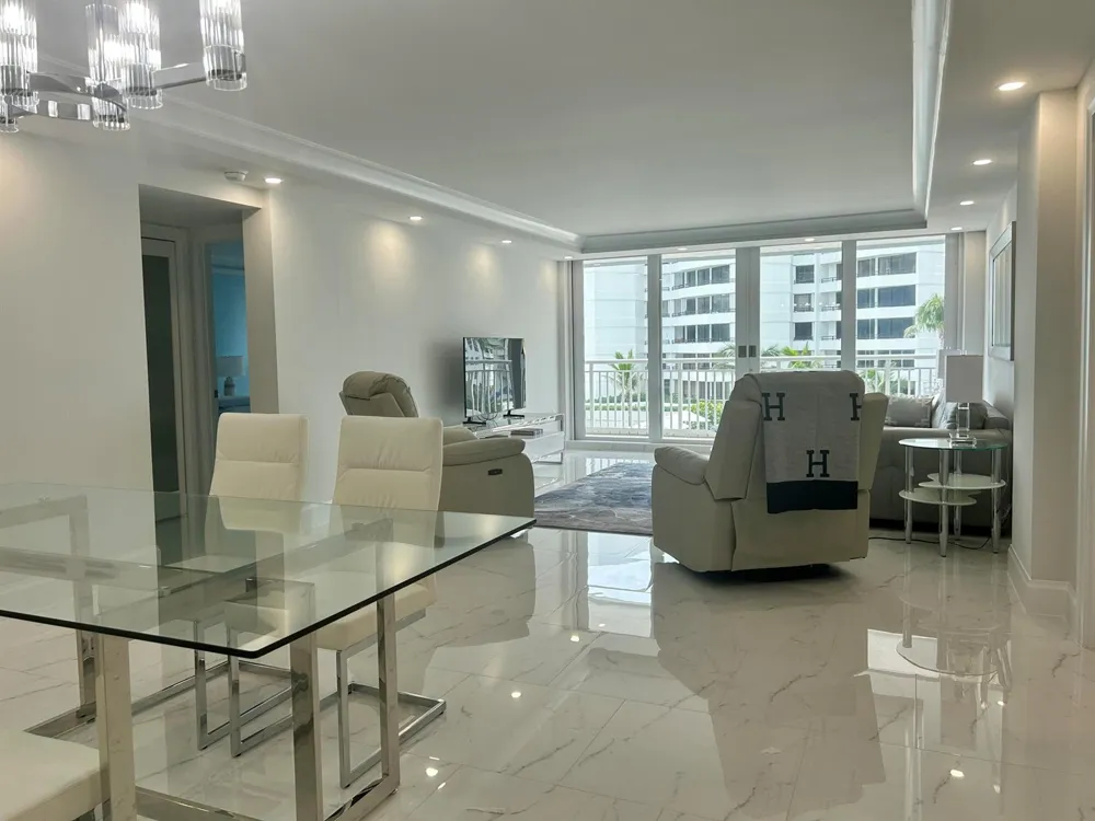 3546 S Ocean Boulevard #405 South Palm Beach, FL 33480