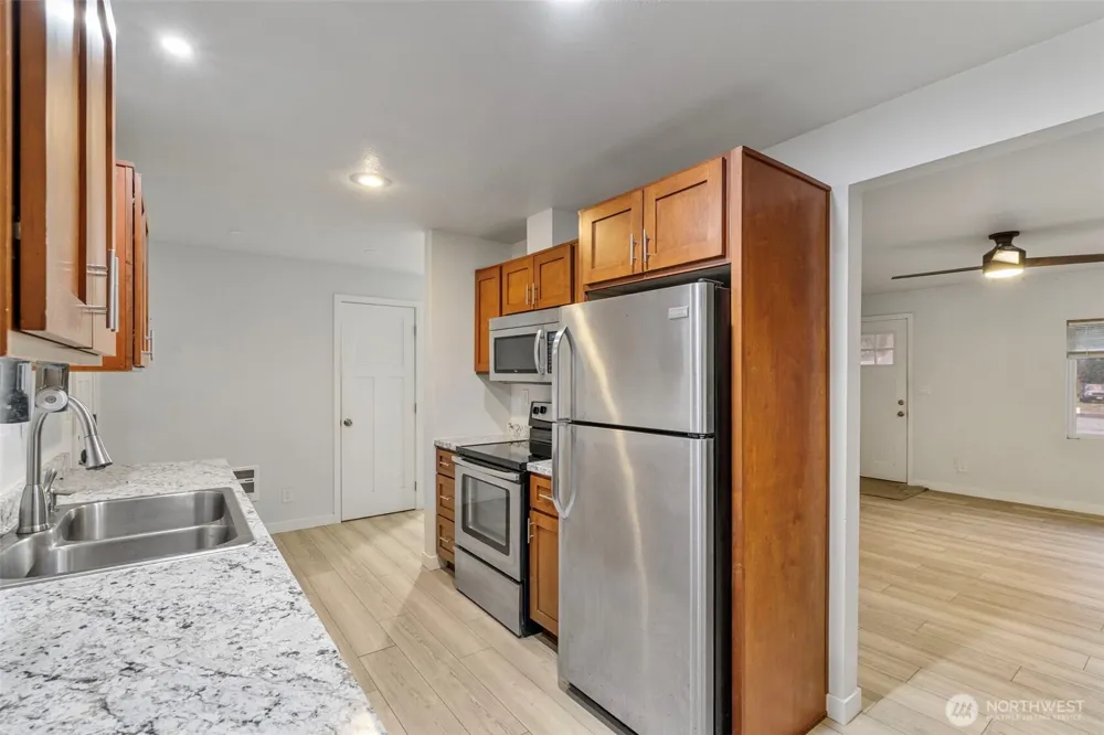 145 Collar Avenue Morton, WA 98356