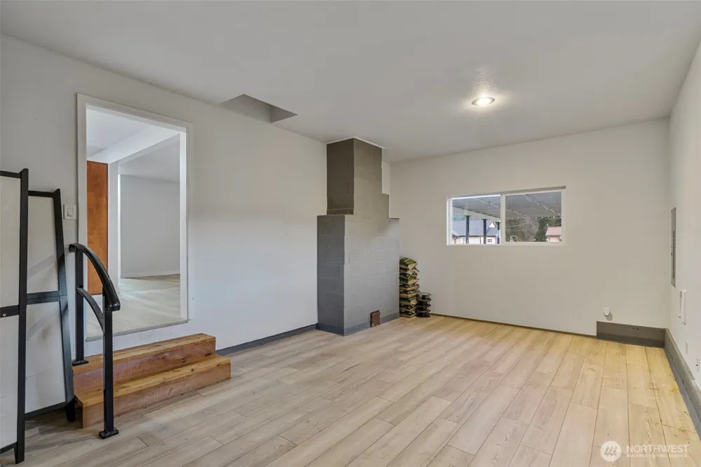 145 Collar Avenue Morton, WA 98356