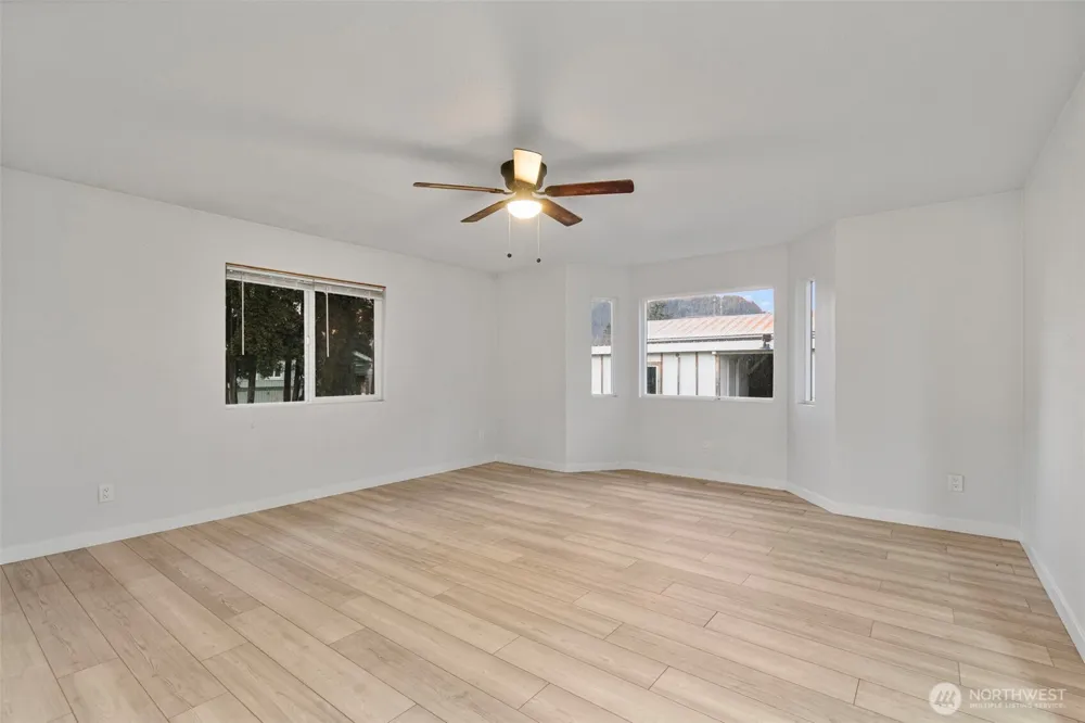 145 Collar Avenue Morton, WA 98356