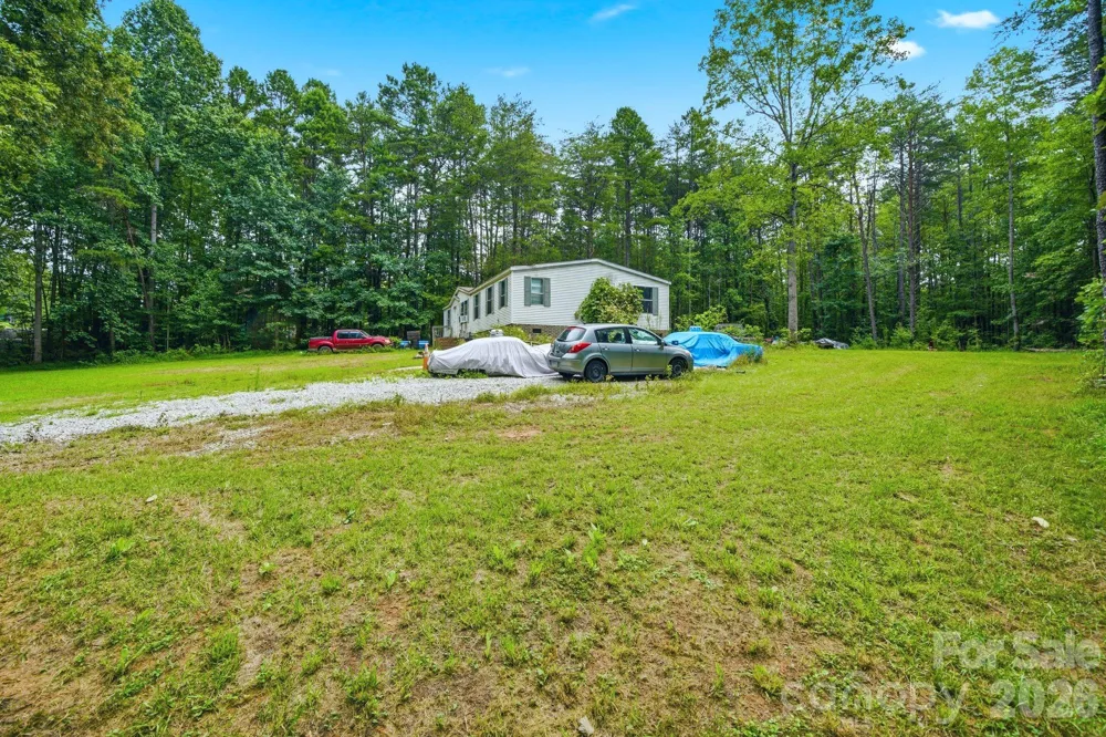 1039 Monterey Drive Iron Station, NC 28080