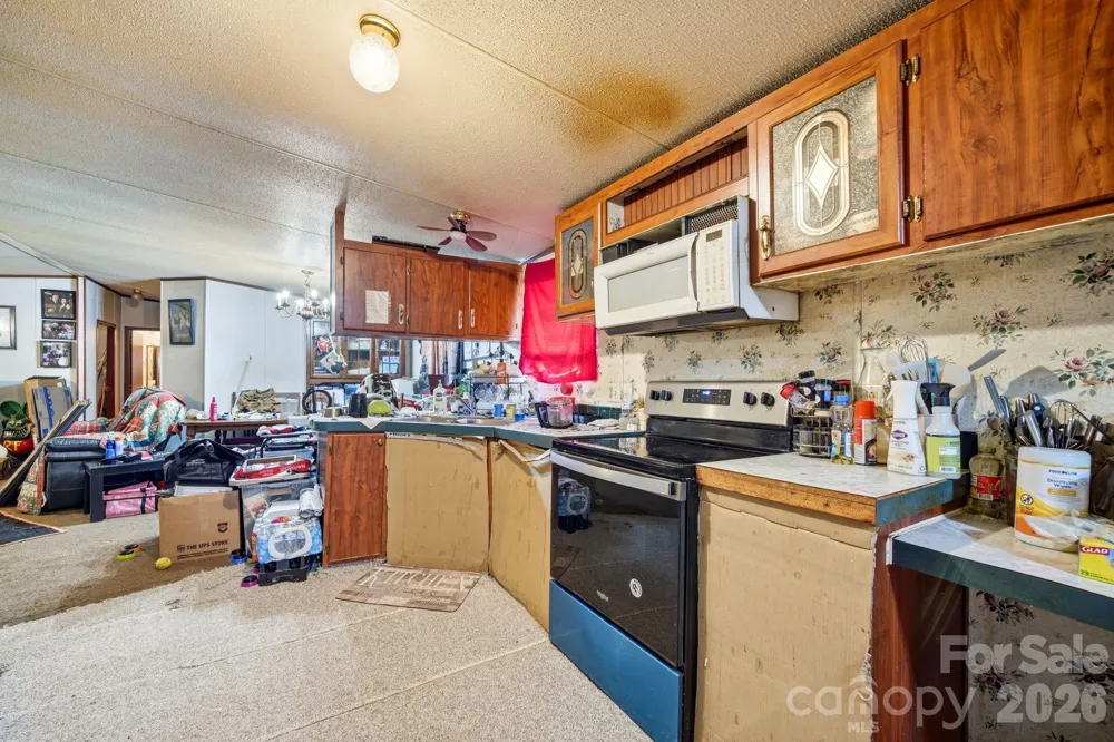 1039 Monterey Drive Iron Station, NC 28080