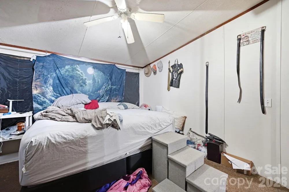 1039 Monterey Drive Iron Station, NC 28080