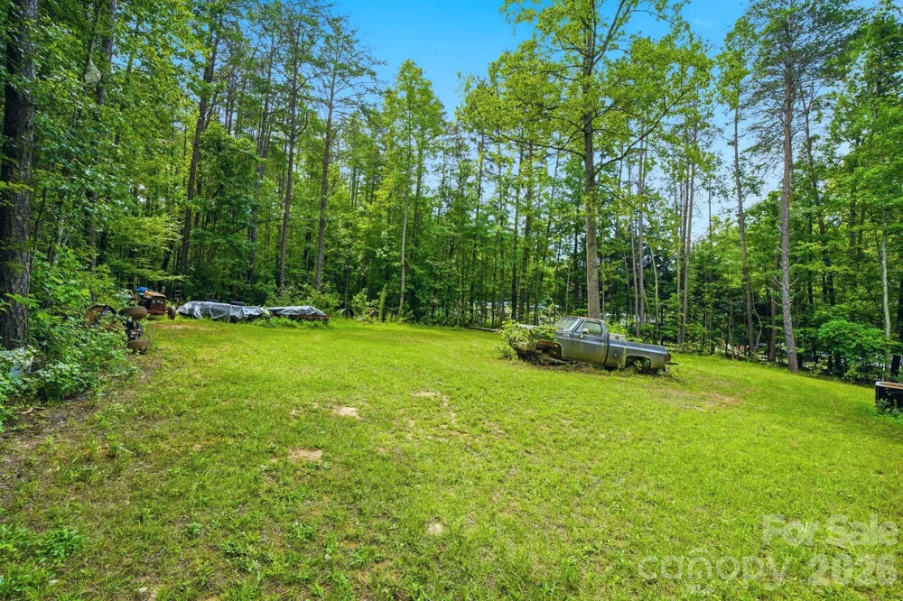 1039 Monterey Drive Iron Station, NC 28080