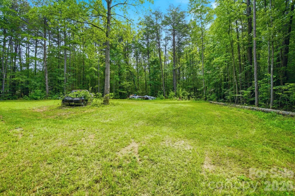 1039 Monterey Drive Iron Station, NC 28080