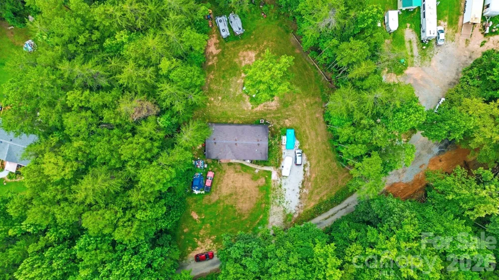 1039 Monterey Drive Iron Station, NC 28080