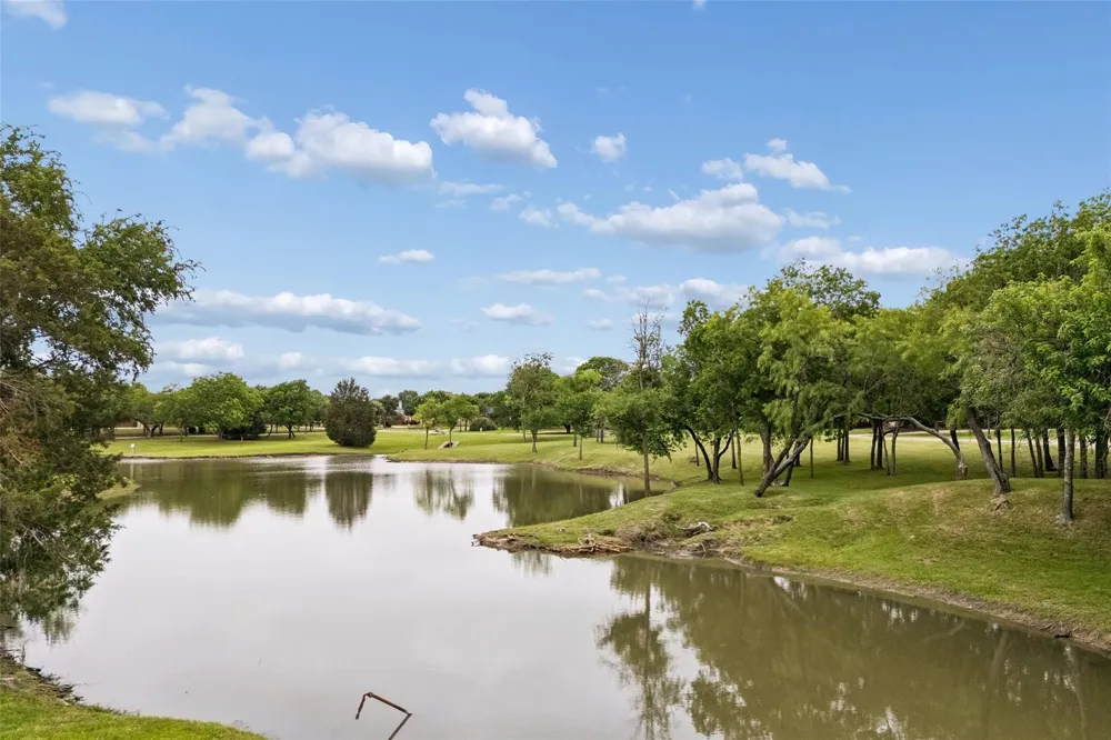 295 Stone Ridge Drive Sunnyvale, TX 75182